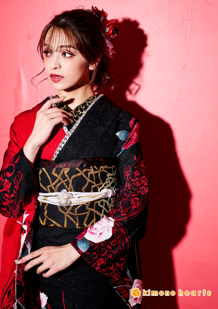 グラマラス】SA-M 114｜黒に咲く赤薔薇と白薔薇が美しい振袖｜kimono
