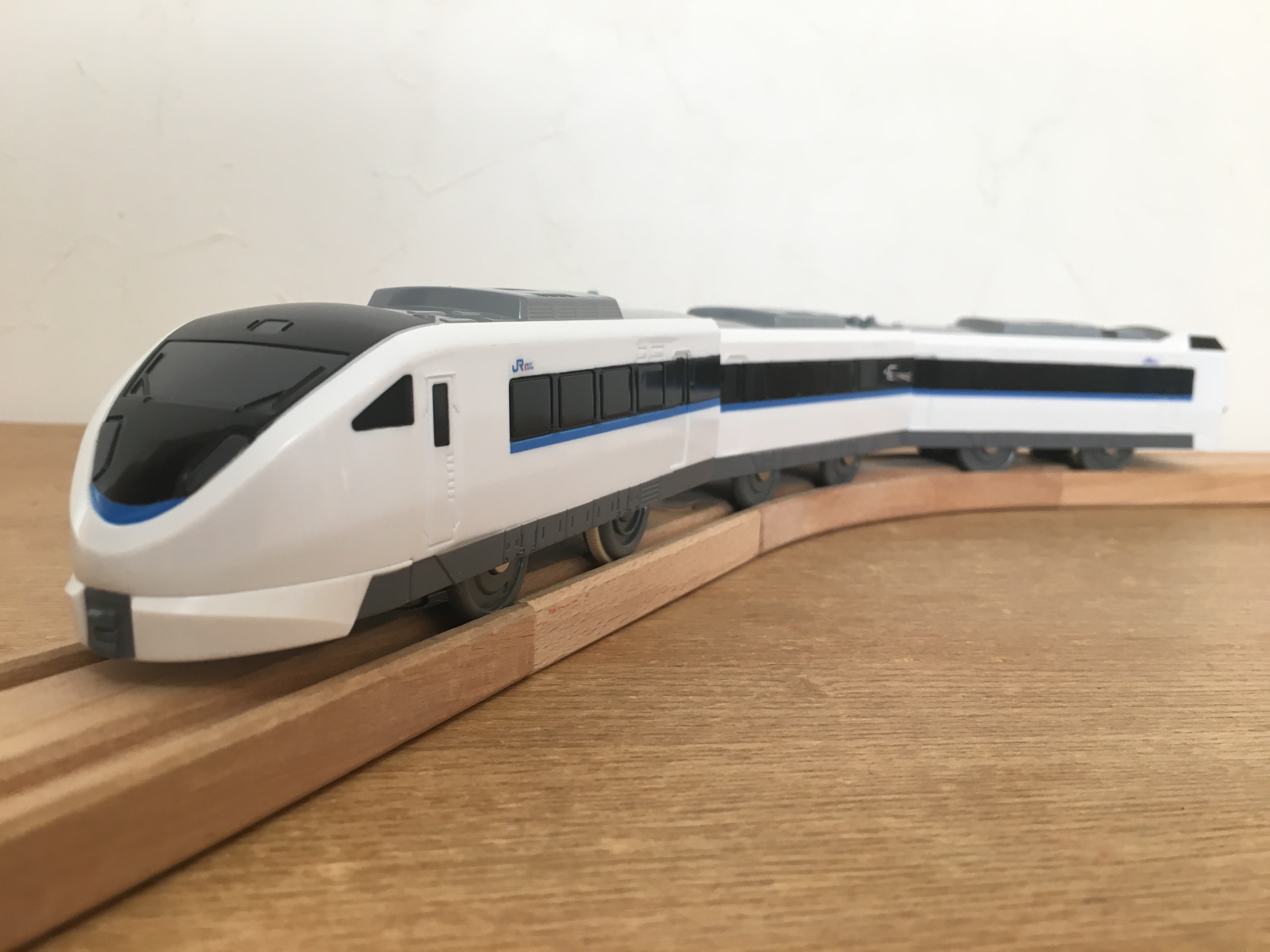 レビュー】プラレール S-57 683系特急 サンダーバード（リニューアル車