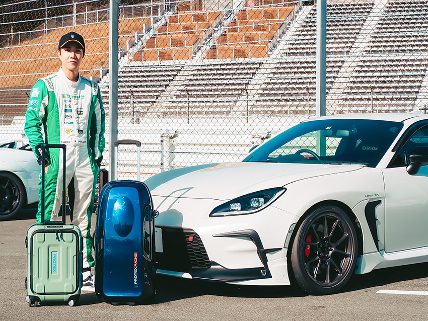 GR86に、キャリー2台積み。」中澤卓也さんから写真が届きました