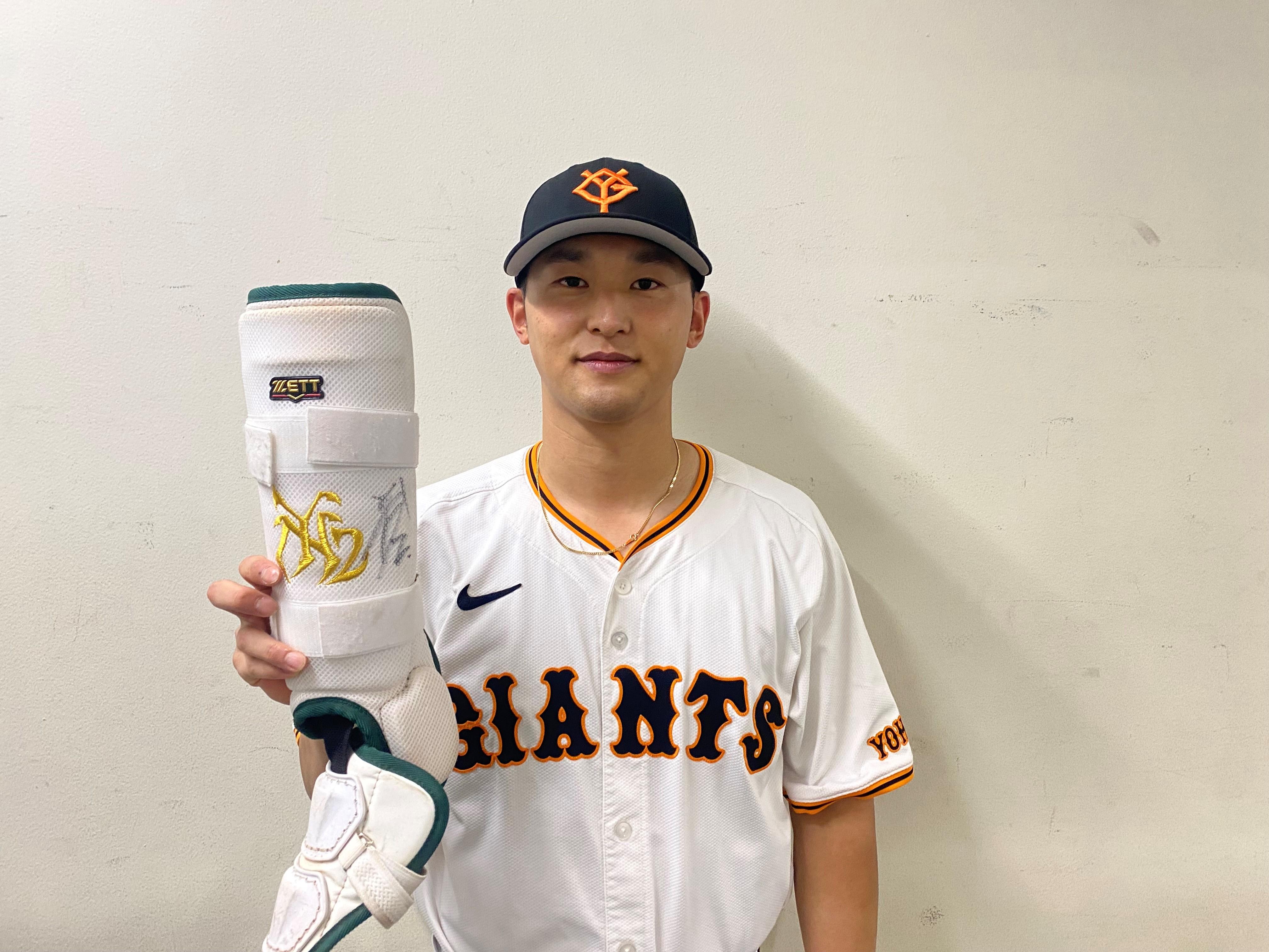 リストガード(巨人片岡選手使用済み) 安い リストガード(巨人片岡選手