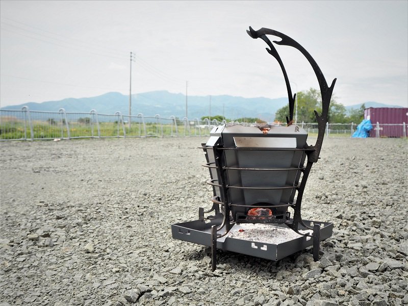 トリパスプロダクツグルグルファイヤーS 焚き火台 FUBOU2アイロン