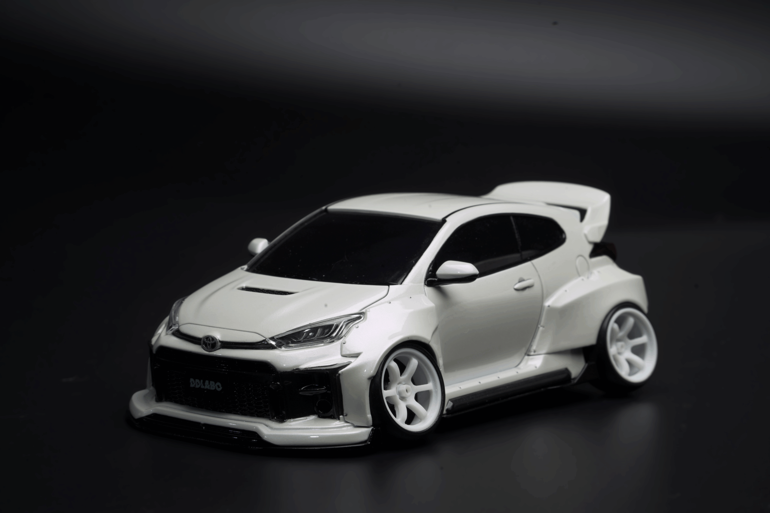 DDL-AR003 DDLABO Widebody kit V1 for MZN218 MINI-Z GR Yaris