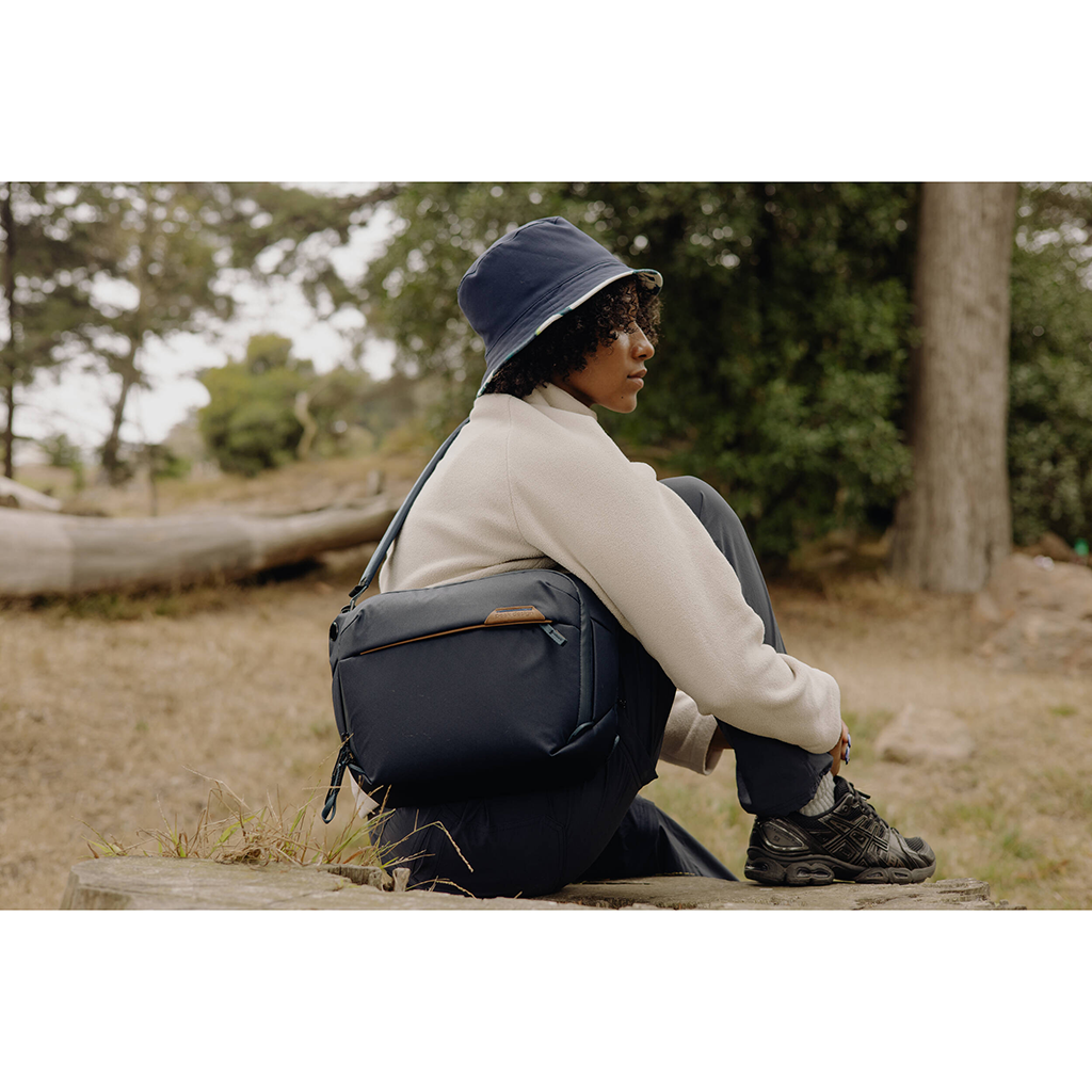 Peak Design Everyday Sling 6L V2 – Pro Photo Supply