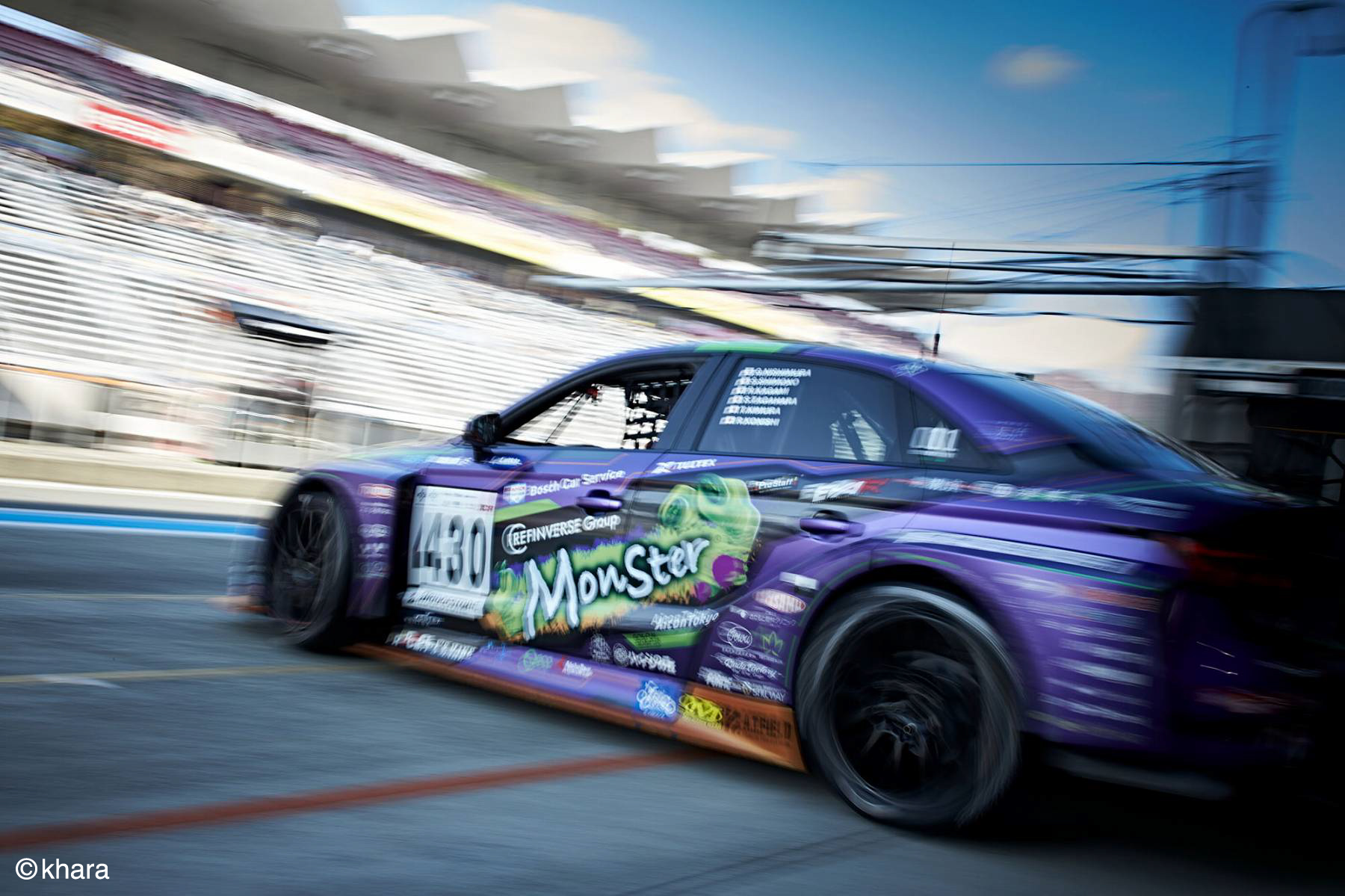 モンスター」ブランドが「エヴァンゲリオンレーシング」とのコラボ始動