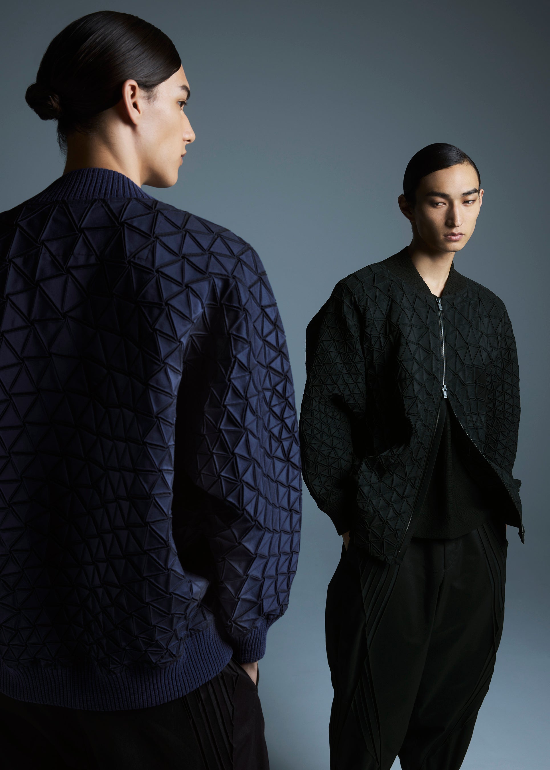 熱を加えて立体化する、一枚の布 製品化へ ― A-POC ABLE ISSEY MIYAKE