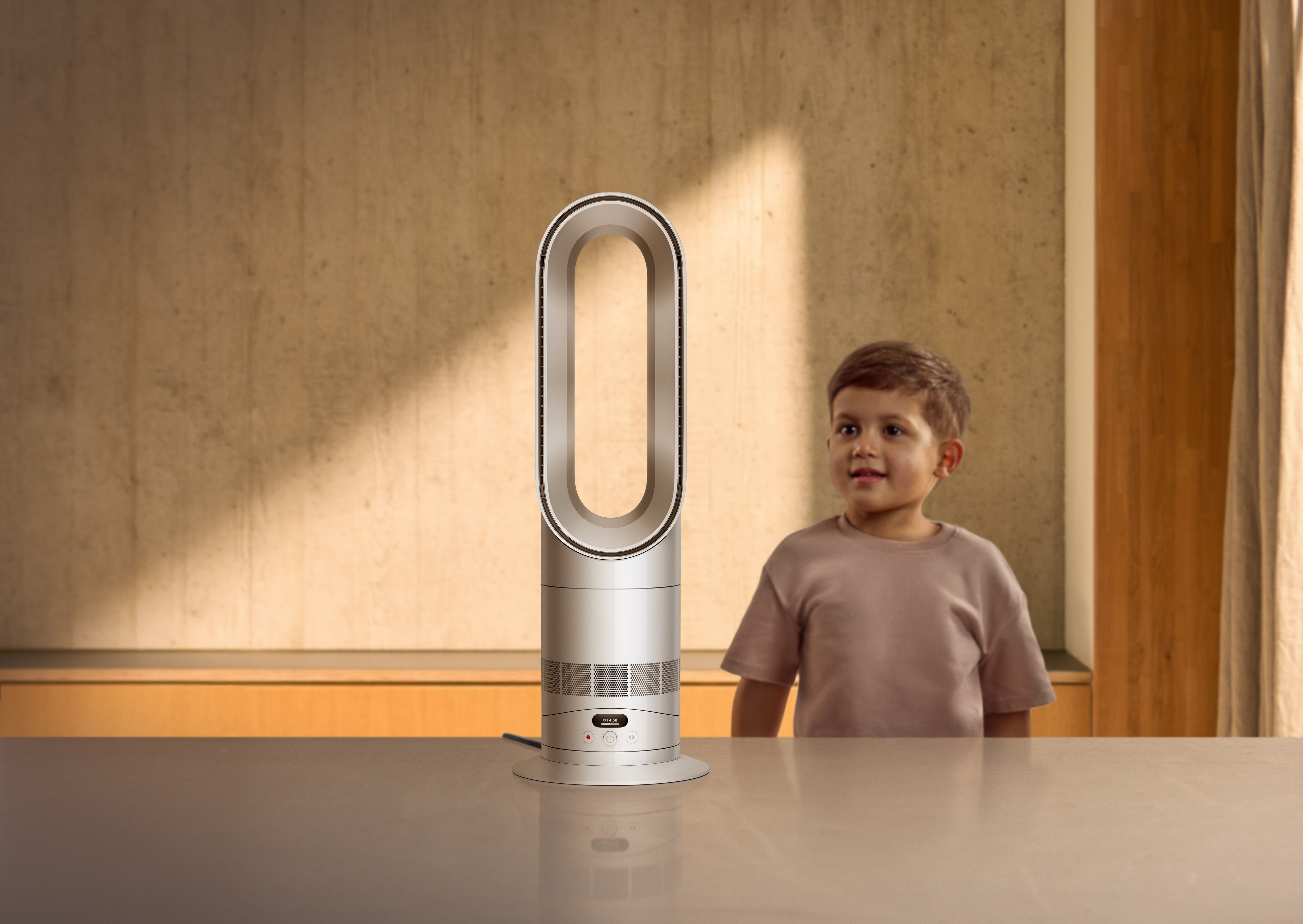 dyson hot+coolタワー型扇風機 2025年製造2025年12月購入 dyson hot+