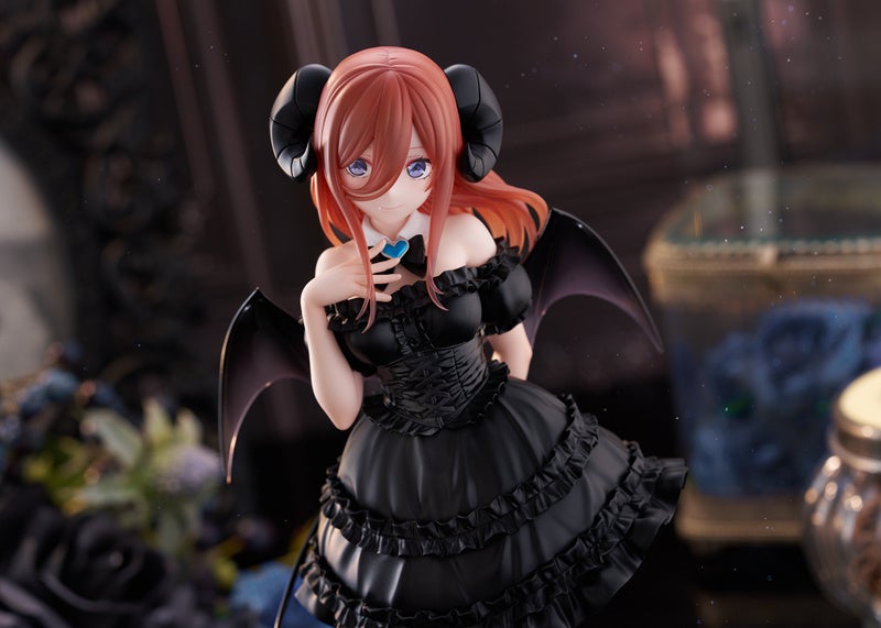 五等分の花嫁＊」中野一花が“小悪魔”姿に！フリュープライズの新