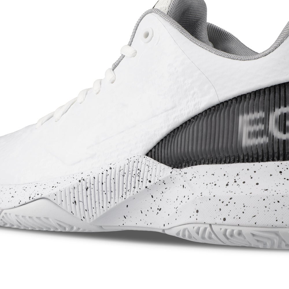 シューズ市場へ本格参入~ EGOZARUがバスケットボール競技用シューズを