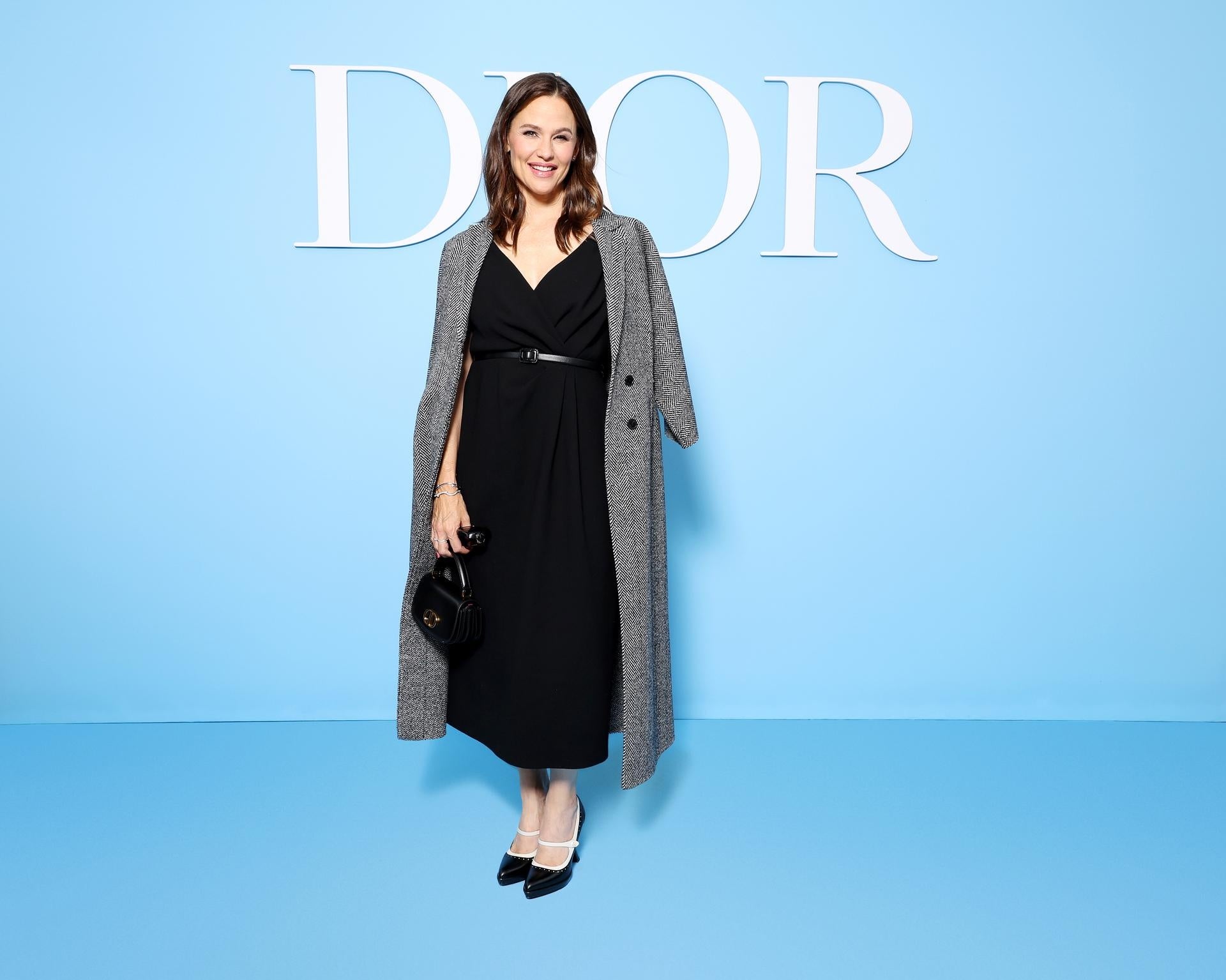 DIOR】ジェニファー・ガーナーがファイン ジュエリーを纏い、2025年春