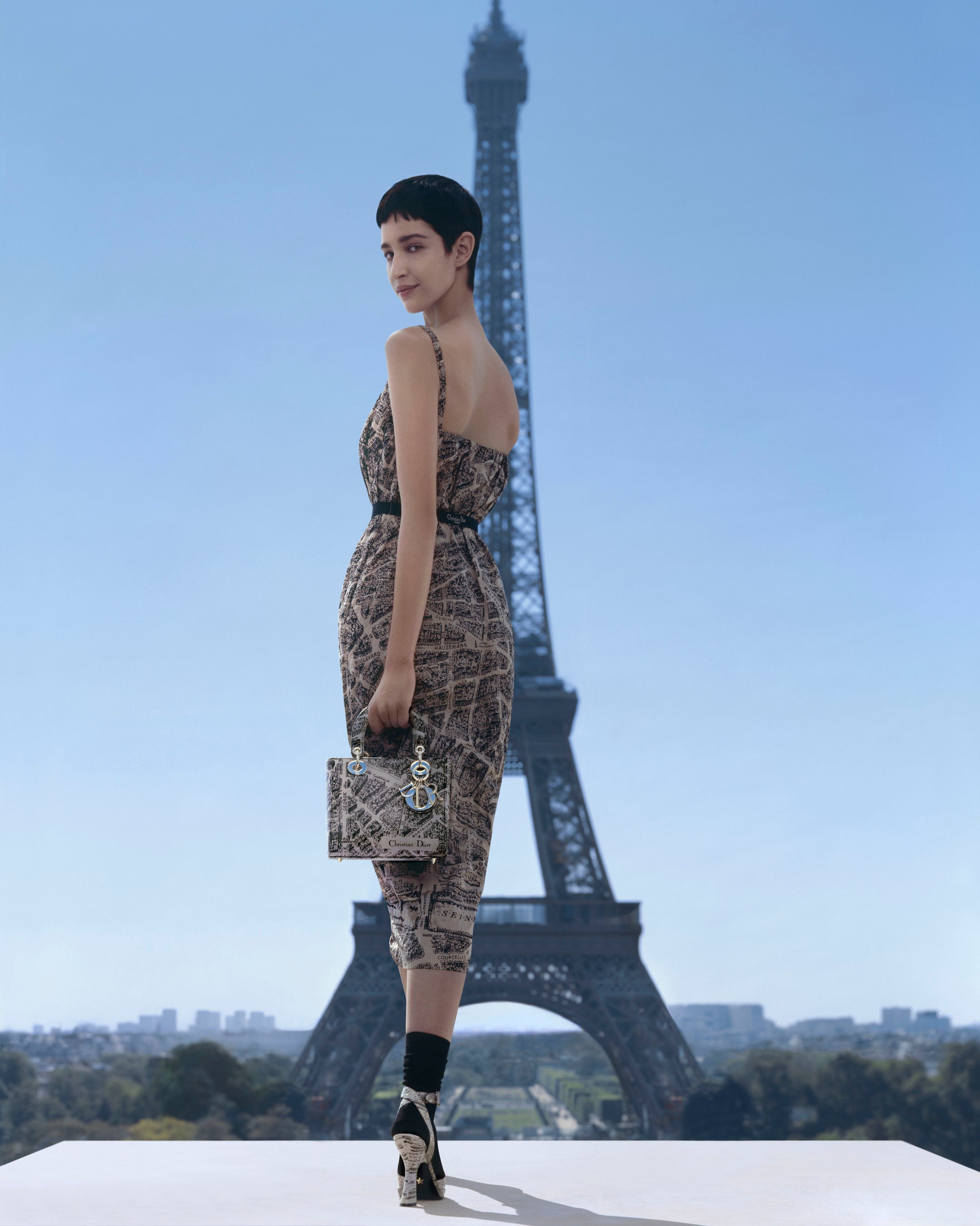 DIOR】 2023-2024年秋冬 コレクションから「プラン ドゥ パリ」の新作