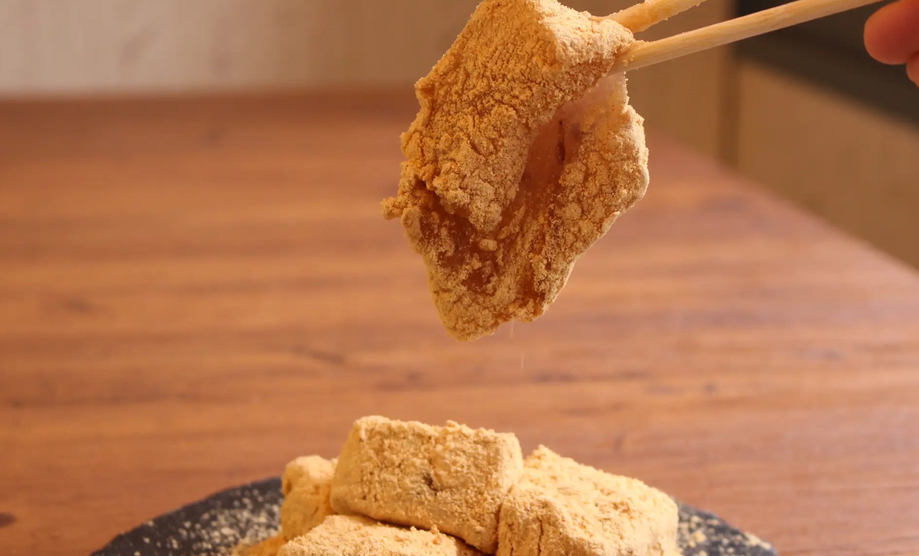 夏限定 わらびもち】6/15発売!!『ずんだわらびもち』～東北の郷土の味