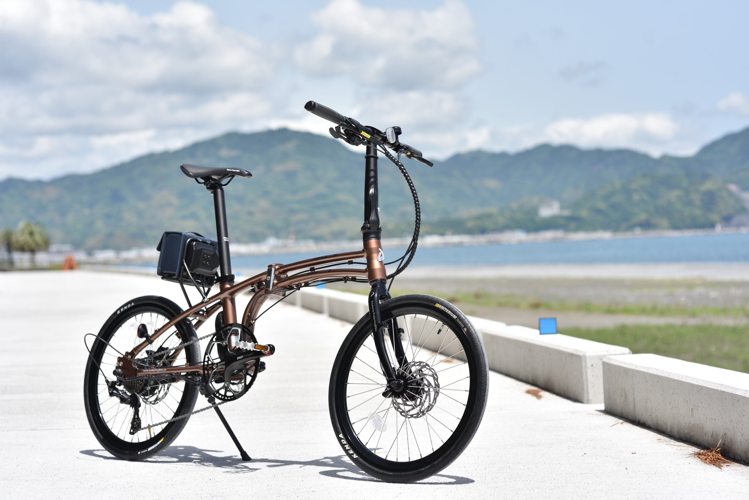 デイトナ】 電動アシスト自転車 DE01・DE01Xの新色を販売開始 | 株式