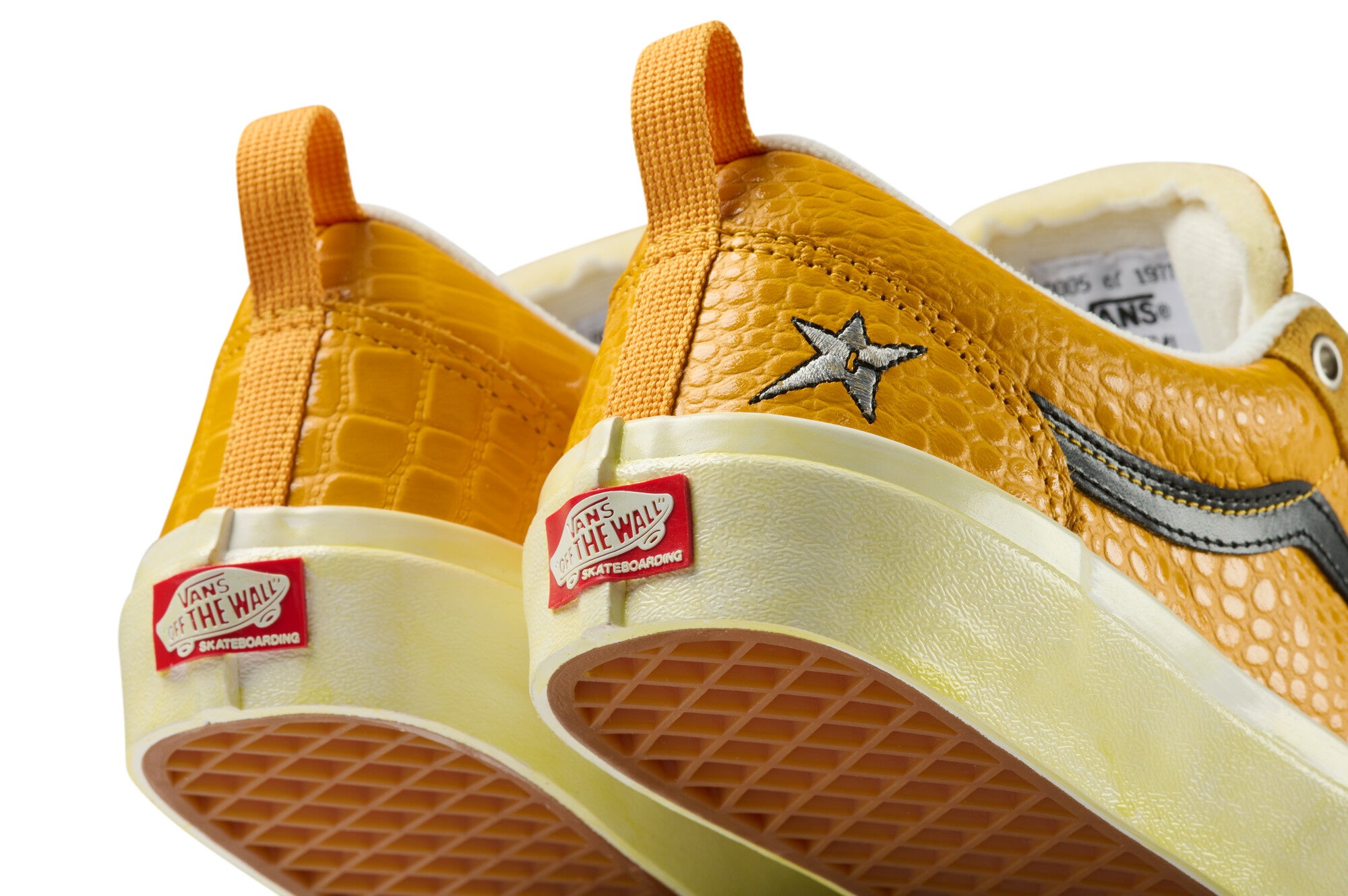 SKATE OLD SKOOL 36+ BY CARPET COMPANY ​VANSとアメリカ・ボルチモア