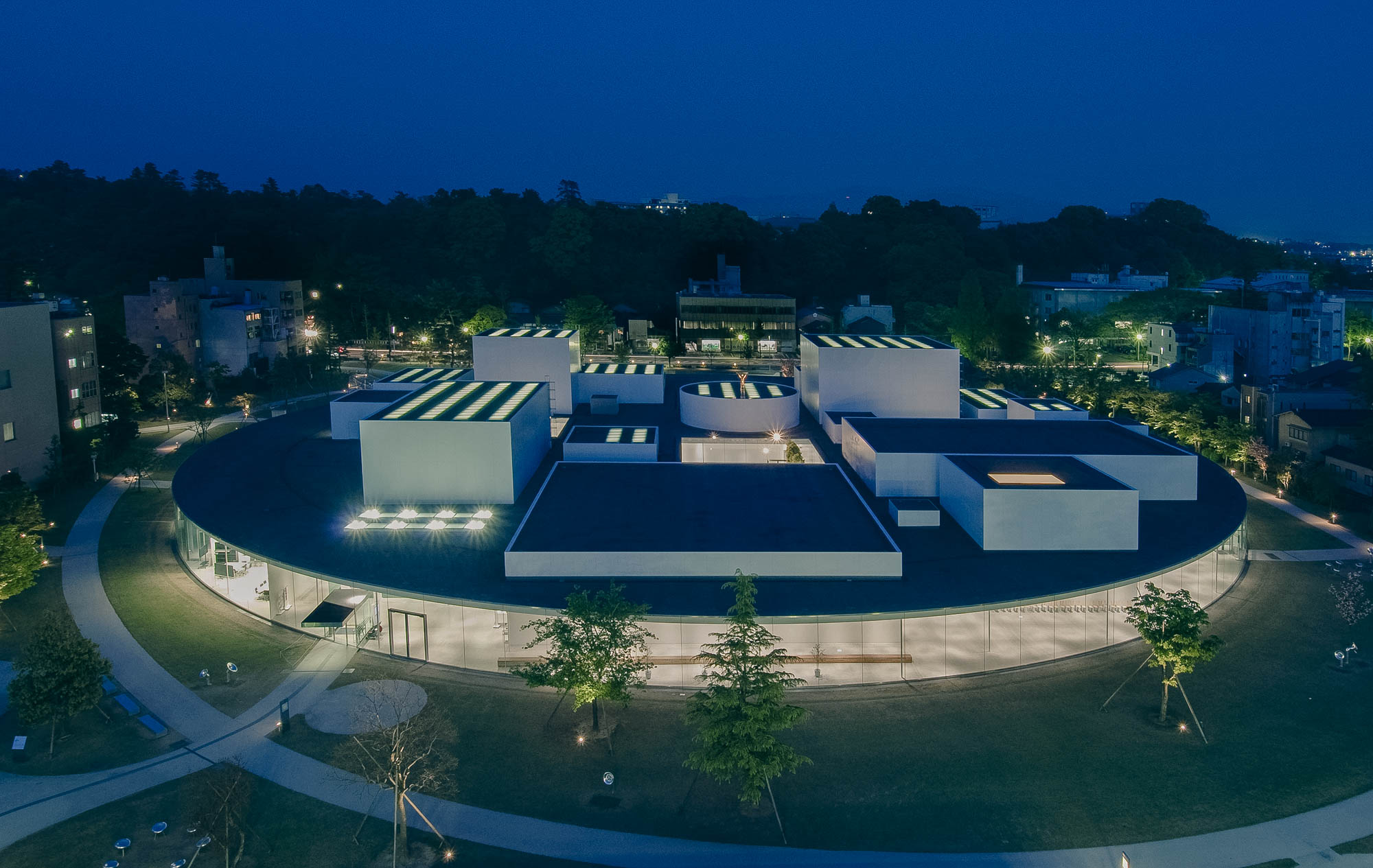 Kanazawa's 21st Century Museum: Where Tradition Meets Modern Art