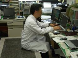 円岩盤石開発センター 皇輝石岩盤浴足温器 1台