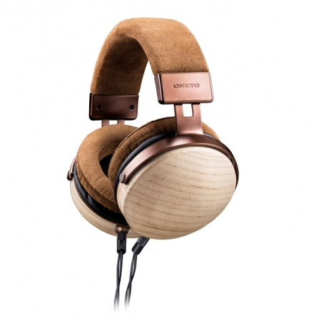 会津桐”を採用した桐ヘッドホンを開発、クラウドファンディングによる