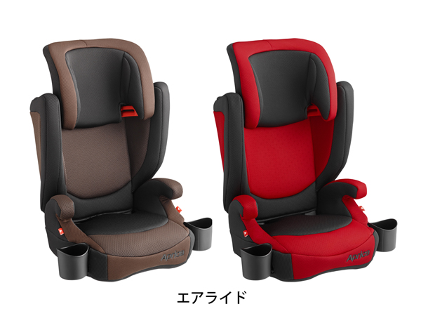 お子様が眠っても首と頭を支えるジュニアシート。1歳頃から長く使える