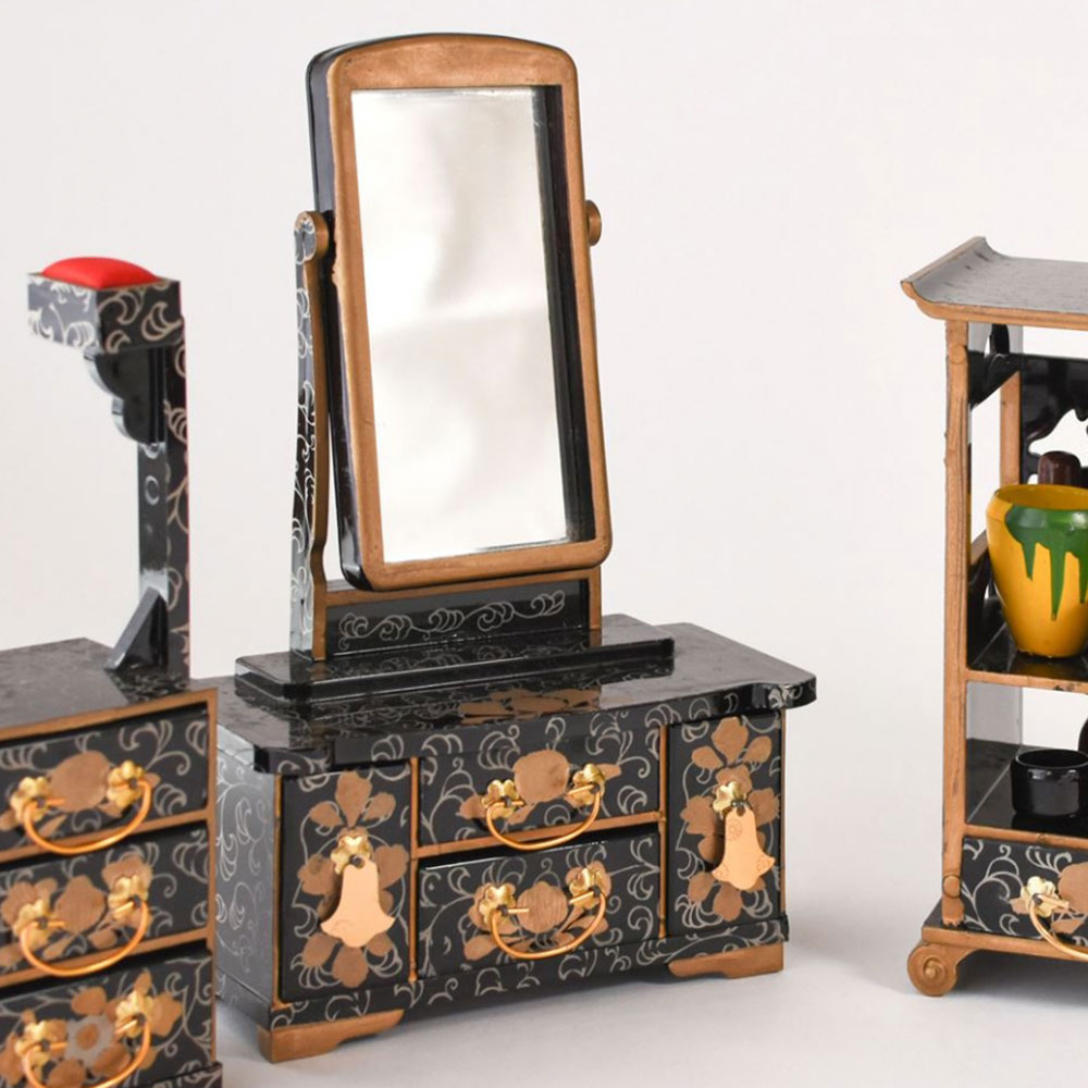 鏡台について │ レトロ雑貨のブログ