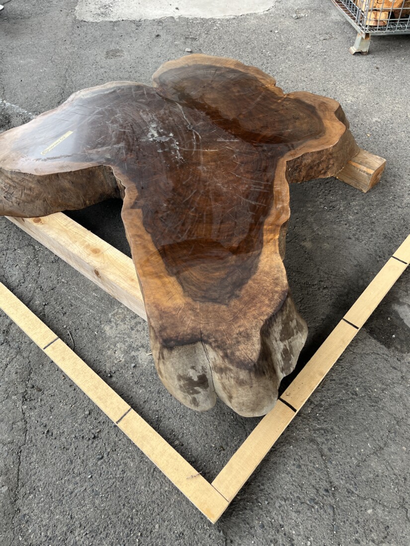 古材 一枚板 一枚板テーブル 未仕上 ブビンガ材変形輪切り 一枚板 #672
