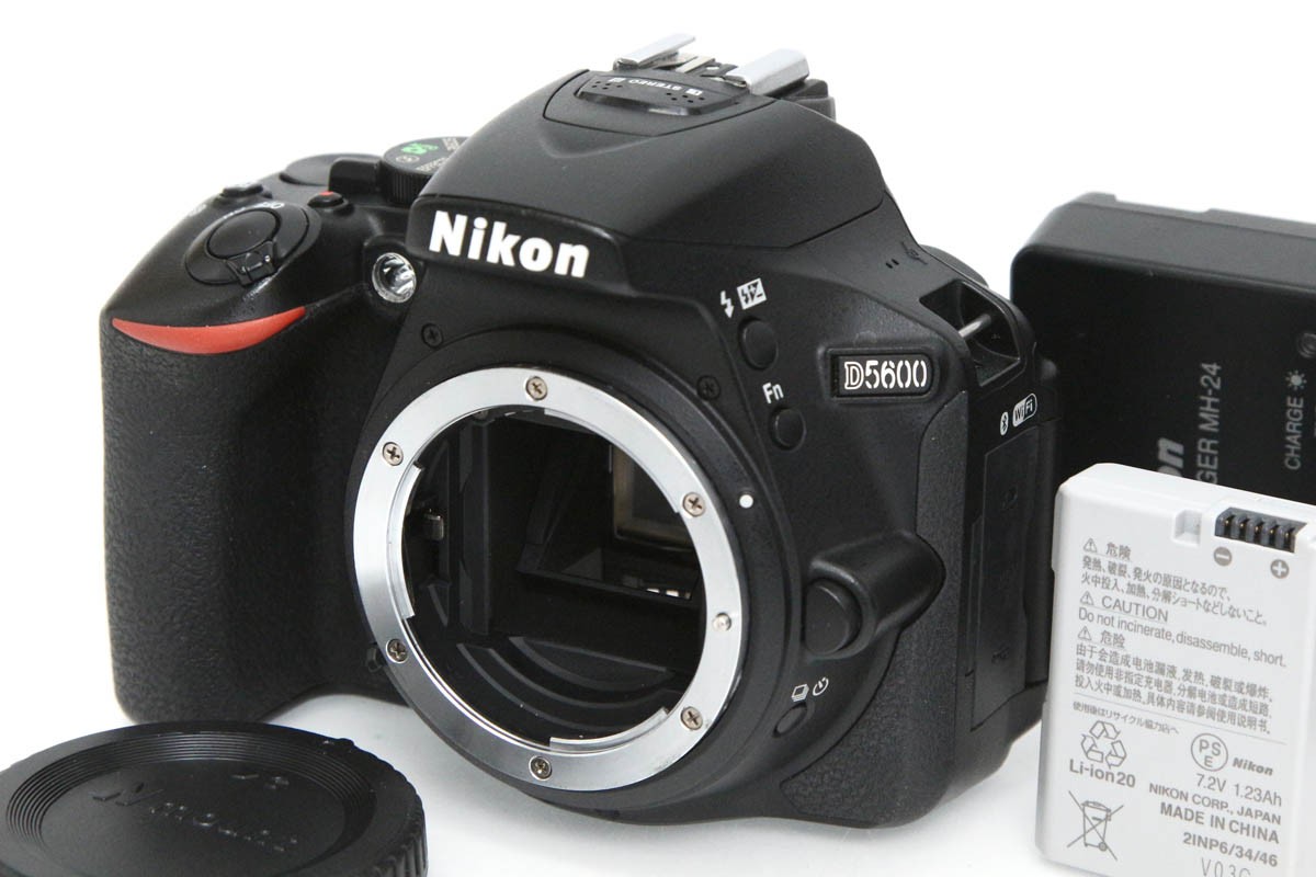 価格.com - ニコン D7200 18-300 VR スーパーズームキット 価格比較