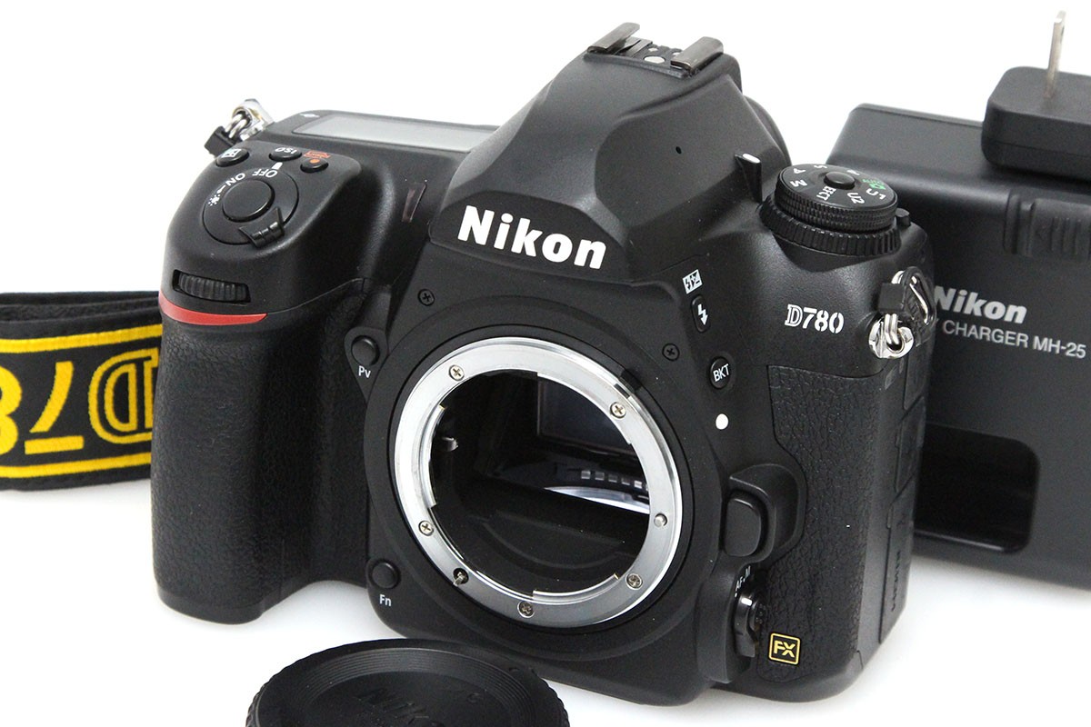 ☆実用品☆ Nikon ニコン D7100 シャッター数 約23898回 実用品 Nikon