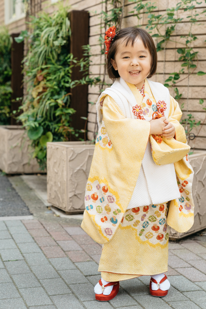 七五三鶴舞う三歳のお着物コーディネートお被布セット結婚式にも