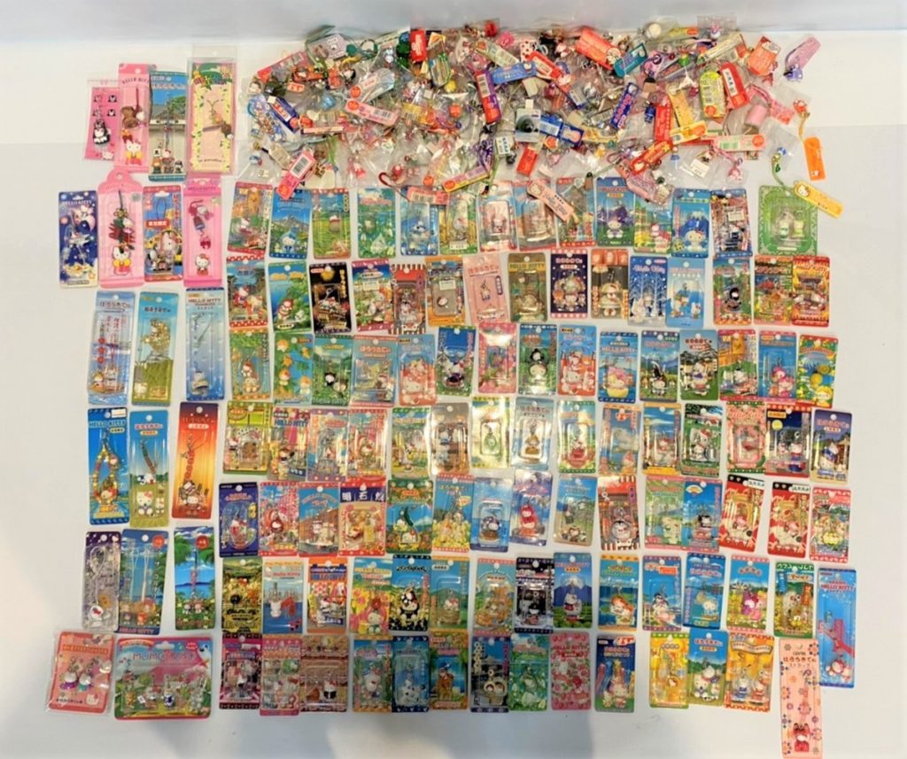 ご当地キティ まとめ売り2000-2010年代頃 未使用10体 開封済み4