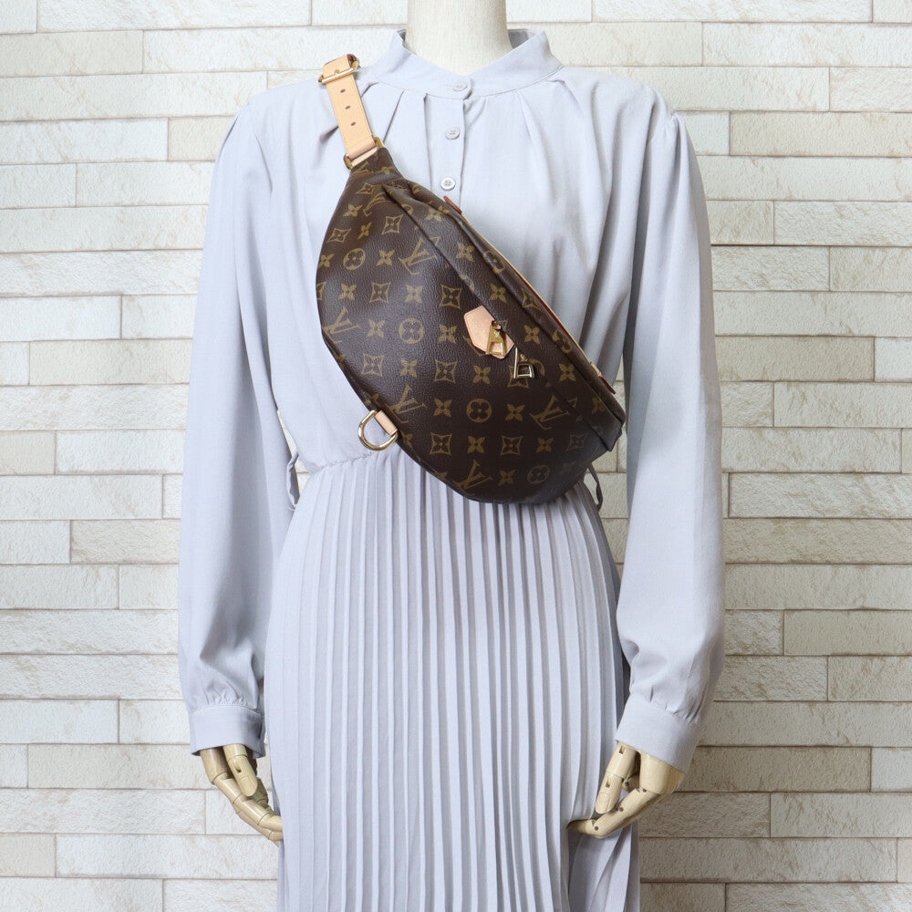 Louis Vuitton モノグラム ボディバッグ