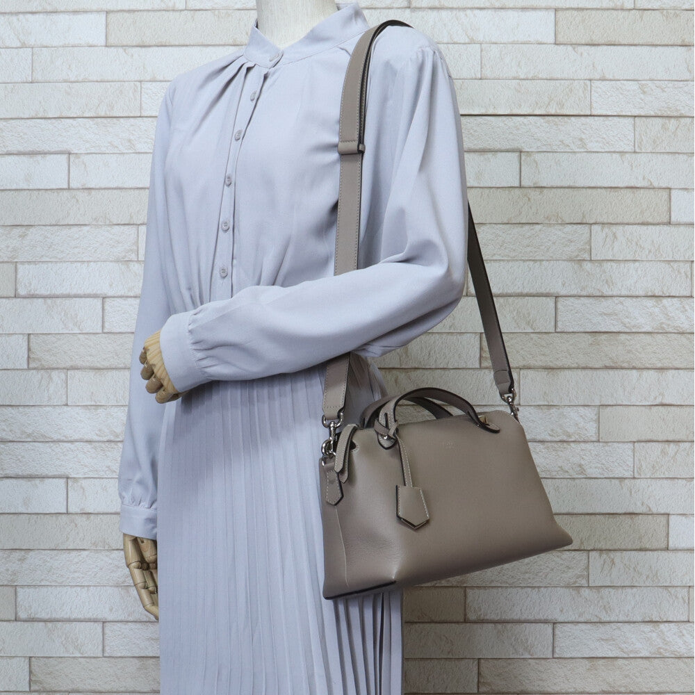 FENDI フェンディ バイザウェイ ミディアム ショルダーバッグ レザー