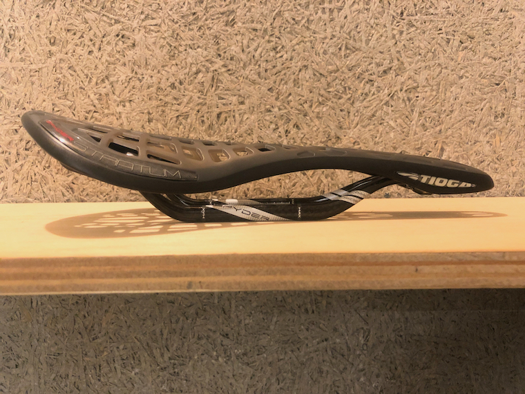 店頭にあったので即購入 TIOGA Spyder Stratum［ Carbon Rail ］ | re