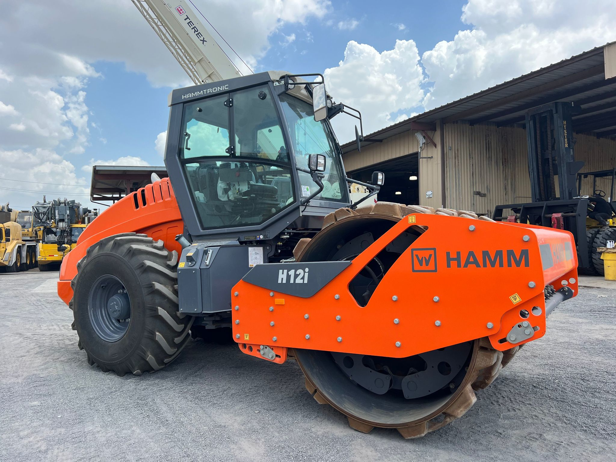 HAMM H12i 50694 - Red Bull Equipment