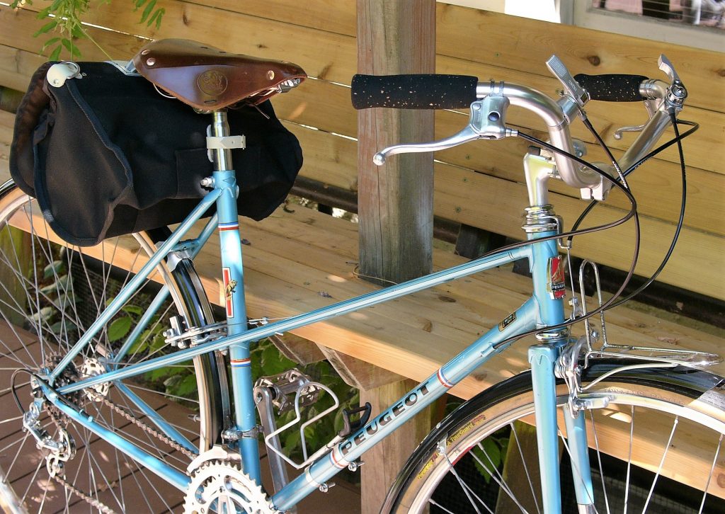 Reinterpreting a 1978 Peugeot PR65 | Restoring Vintage Bicycles