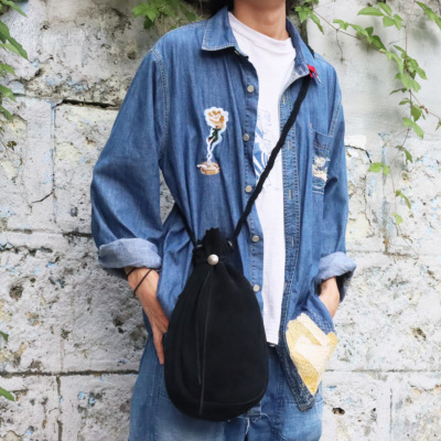 TADY&KING[ORDER ITEM]ディアスキン コンチョ付巾着特大 ブラック 特注