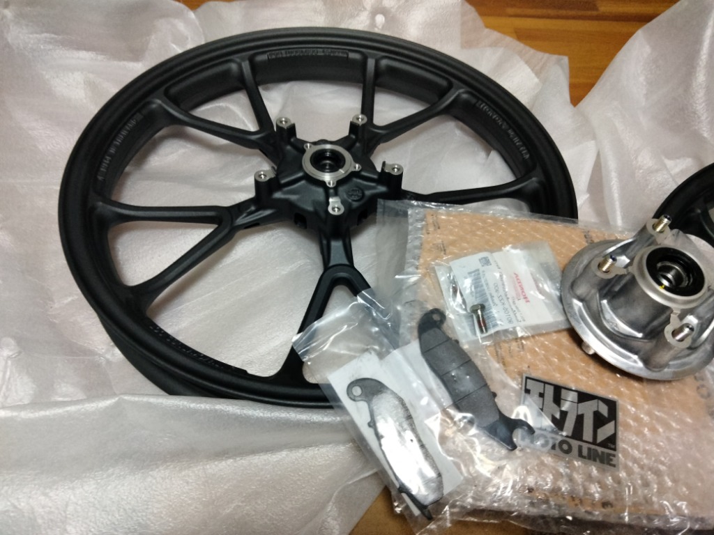 ハンターカブ CT125 JA55 JA65 チューブレス キャストホイール 前後