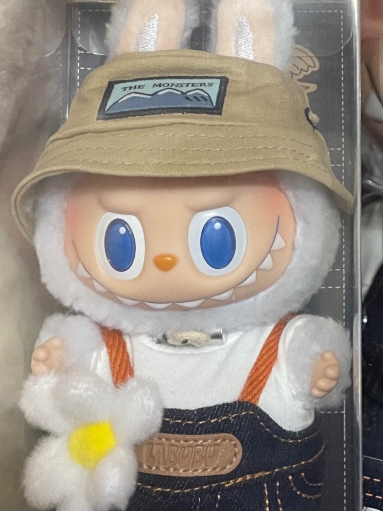 正規品】 THE MONSTERS FALL IN WILD ラブブ Labubu ぬいぐるみ