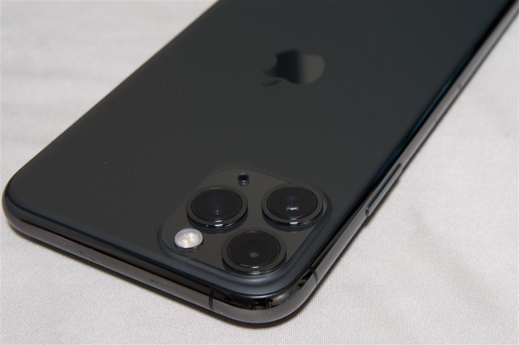 1年使ってカメラ、スピーカー、GPS、充電、Wi-Fiの進化を実感