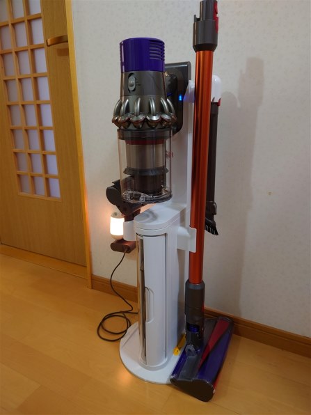 Dyson Cyclone V10 Fluffy+ スタンド付 ダイソンV10 Fluffy ・充電器
