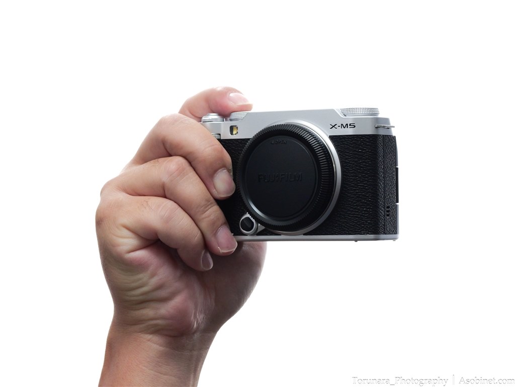 ミニマムにXシリーズを携帯したい人におススメのカメラ』 富士フイルム