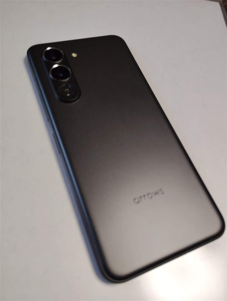 十分です！』 FCNT arrows Alpha M08 SIMフリー [ブラック] beetkats