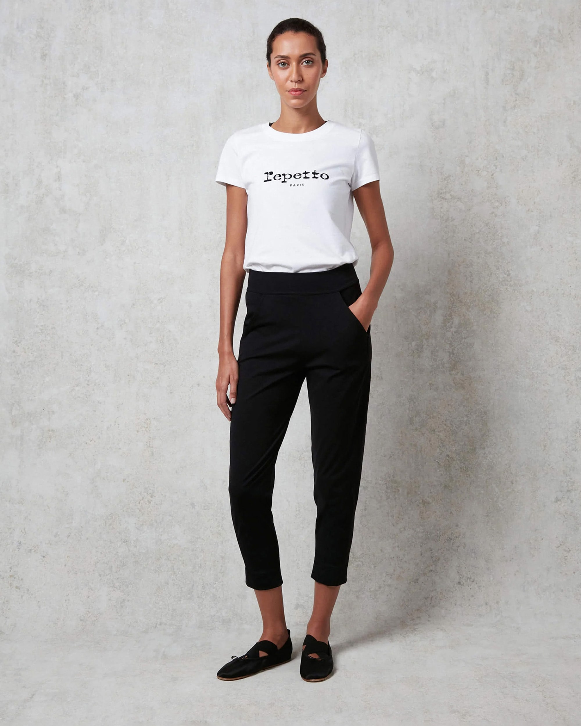 レペットロゴ Tシャツ｜トップス | WORKOUT ESSENTIALS | アクティブ