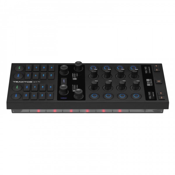 Native Instruments Traktor X1 MK3 at Gear4music