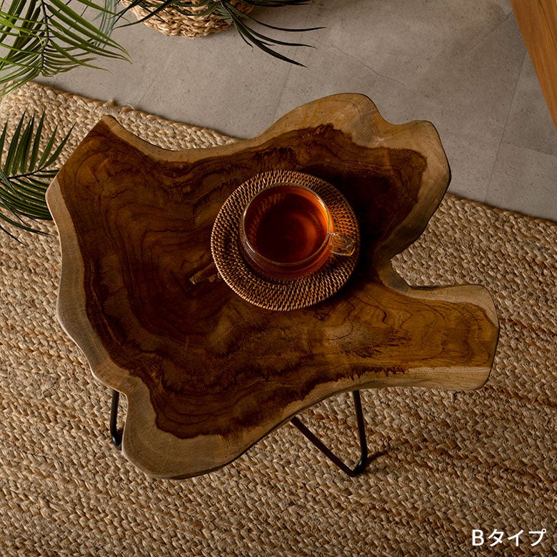 天然木チークウッド無垢材の切り株をそのまま生かして作られたサイド