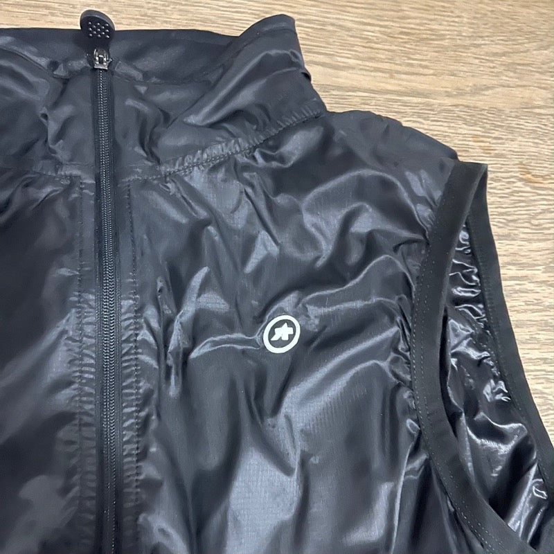 10%off】ASSOS MILLE GT WIND VEST（2022FW） アソス – Grumpy Bike Shop