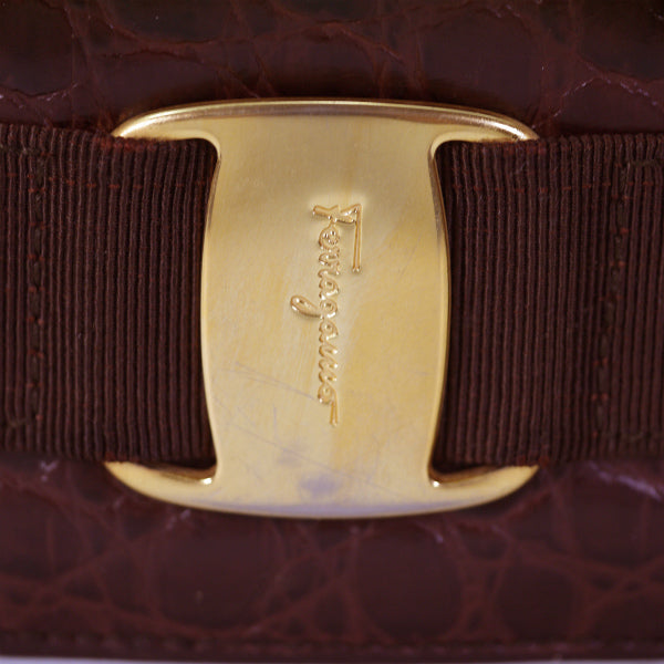 Salvatore Ferragamo Varaリボン巾着ミニリュック（クロコ型押し/濃茶