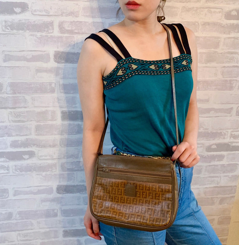 Fendi ズッキーノ柄 斜めがけショルダー（茶） – Vintage Shop Rococo