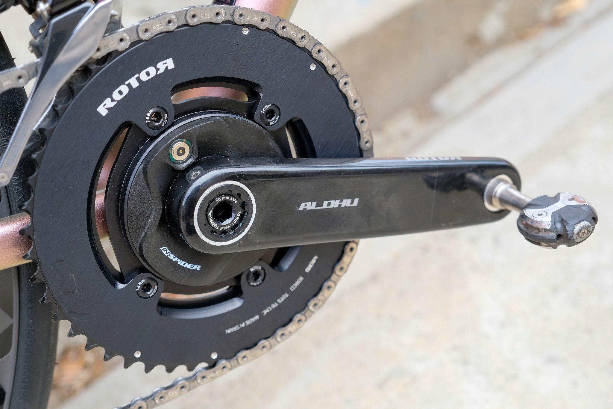 TUESDAY TECH: ROTOR ALDHU CARBON CRANK - Road Bike Action
