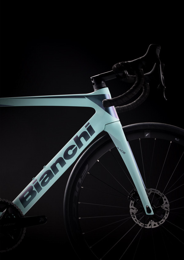 Bianchi】大幅値下げで手に入れやすく！新生エアロロード『Bianchi
