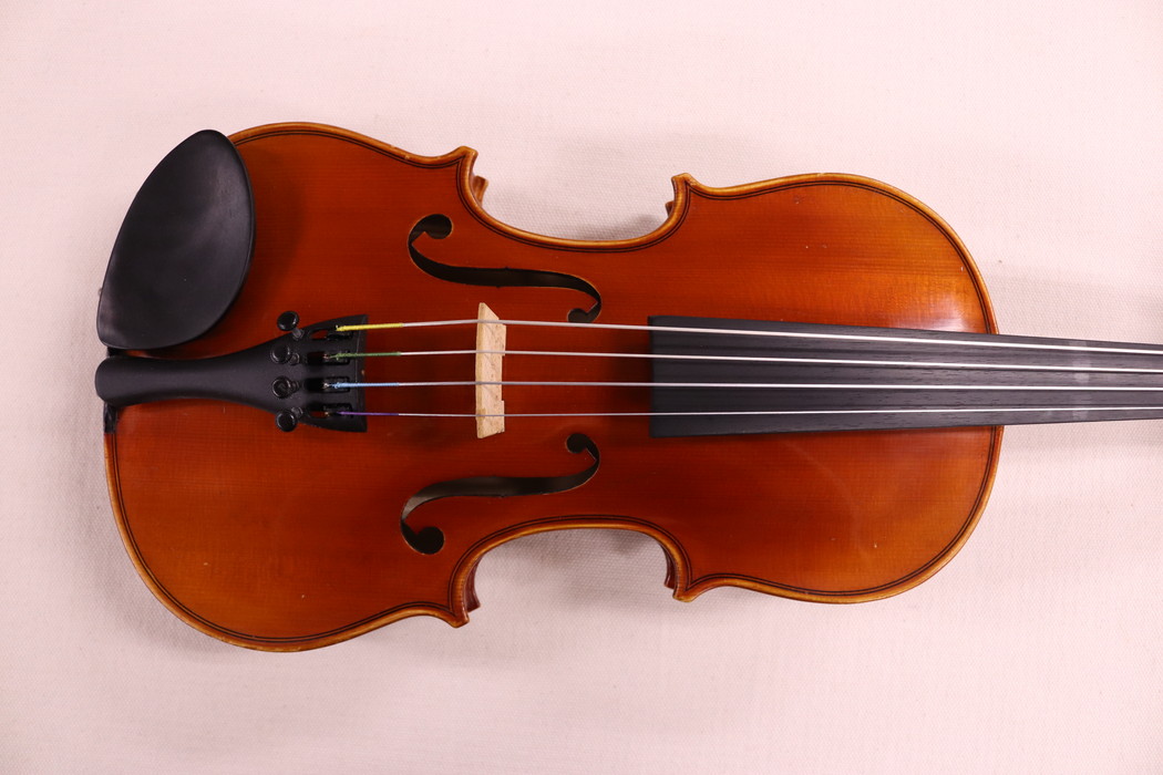 美品 ヴァイオリン SUZUKI No.230 1/8 2003 弦楽器 美品 ヴァイオリン