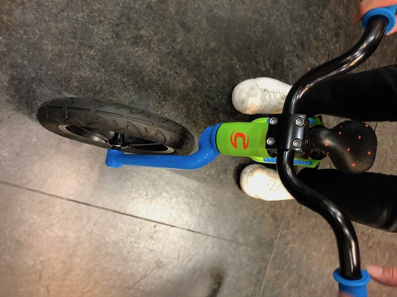 キャノンデール・キックバイク「TRAIL BALANCE 12 BOY'S」片持ち