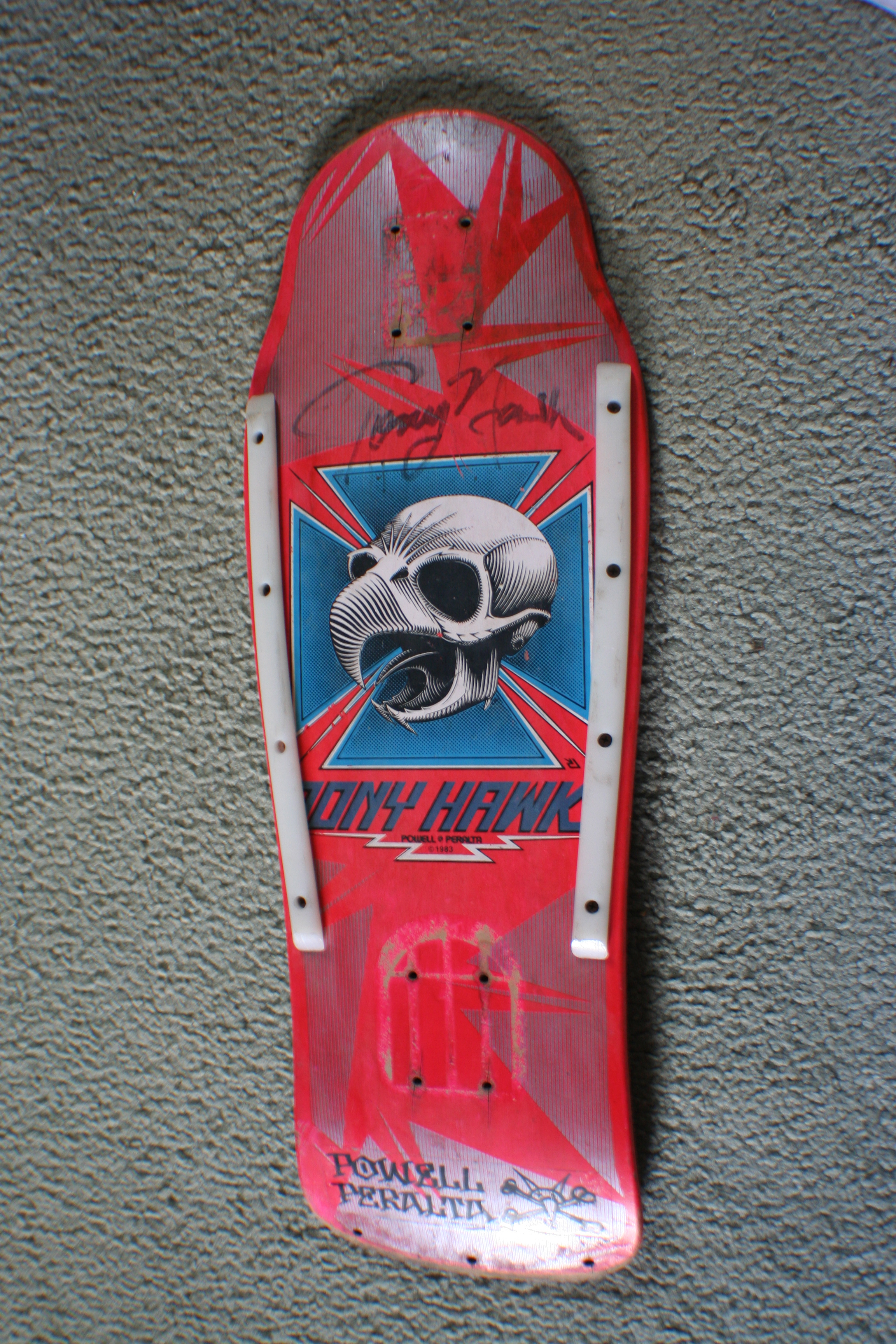 Late 80's Signed Tony Hawk Powell Peralta ©1983 Skateboard Deck |